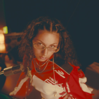 Emily Makis presents "Outsiders" at Square One
