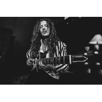 Jared James Nichols, Afrodiziac