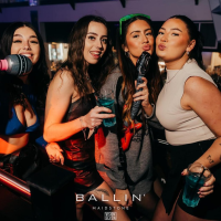 Old School Anthems vs UK Garage