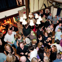 BUCKS/ BERKS. Party for Over 30's-60's+ FRI 14 AUG